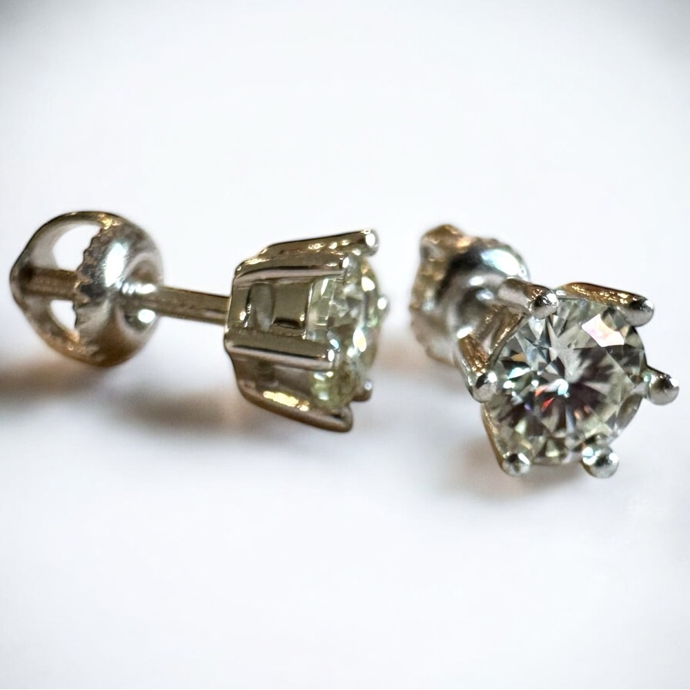 1.0 ctw Moissanite 925 Sterling Silver 5mm Stud Earrings Posts carat NEW G8